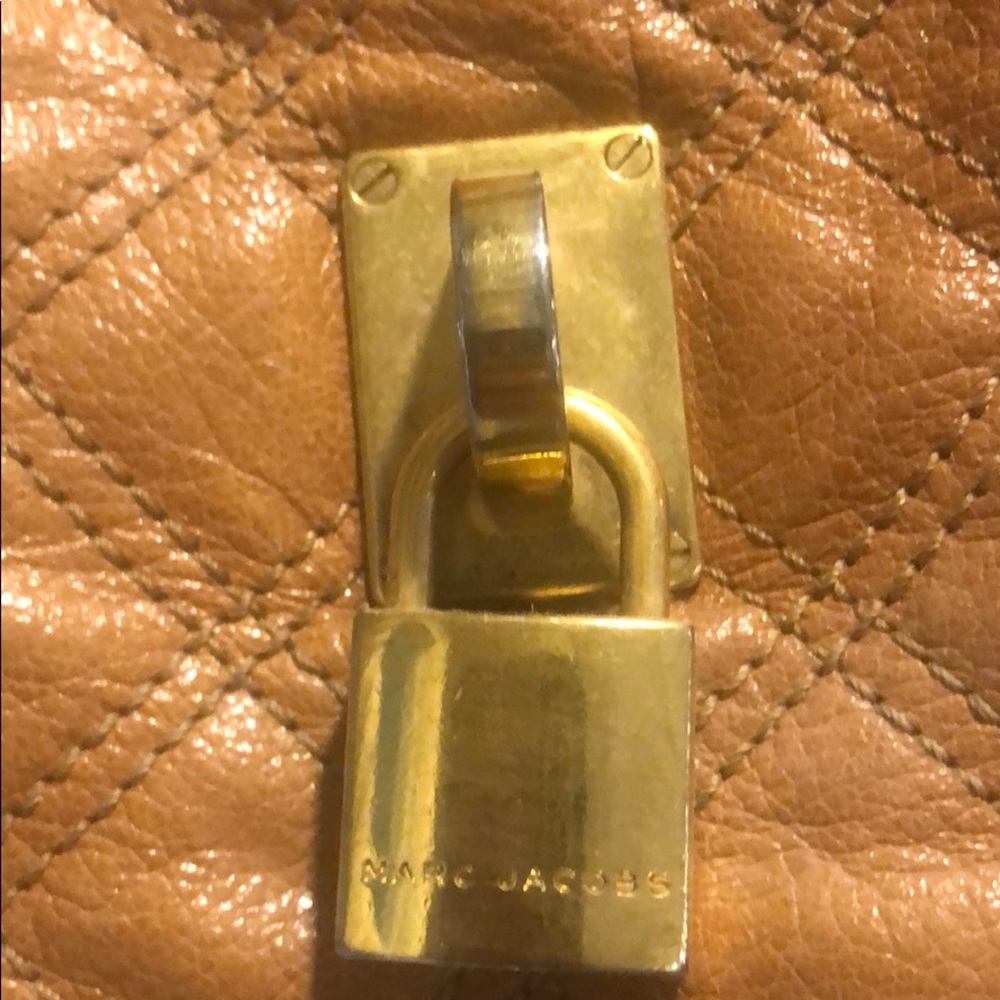 Marc Jacobs Quilted Leather Tote in Cognac Brown with Gold Hardware - Picture 5 of 12